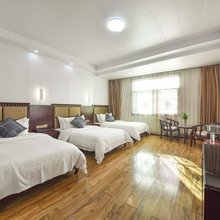 凤凰八角樓大酒店