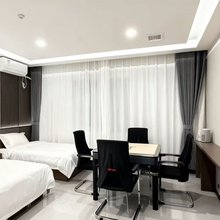 简悦酒店(隰县小西天店)
