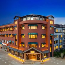 客舍美学酒店(东营市明月湖湿地公园育才学校店)