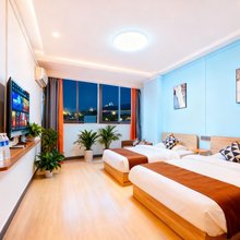 锦溪公寓(情侣路海滨公园店)