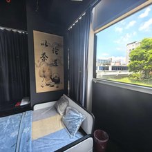 无一草酒店(八一广场滕王阁店)