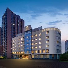北京南站刘家窑地铁站亚朵酒店