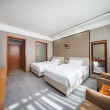 巴中家园酒店(巴中火车站巴人广场店)