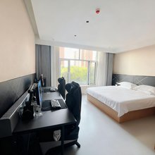 吴忠观云电竞民宿