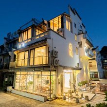 拾境民宿(桂林芦笛岩景区店)