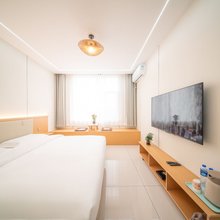 听风小驻酒店