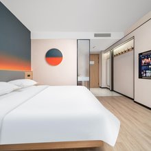 轮台县梦星河商务酒店(西域小区新城路店)