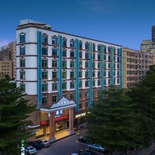 金季睿士酒店(深圳大浪商业中心店)
