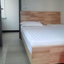 鸿福住宿(石龙镇店)