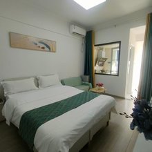 初见公寓(万达店)