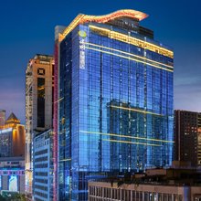 建国璞隐酒店(重庆解放碑洪崖洞店)