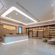 隆驿商务酒店(苍南动车站店)