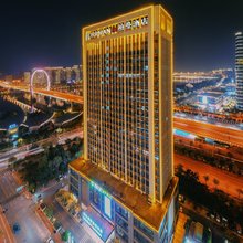 柏曼酒店(柳州白沙大桥游船码头店)