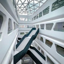 汇朵影院酒店(西安会展中心国际港务区地铁站店)