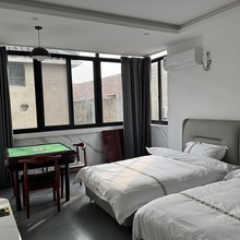 上海江暖旅馆
