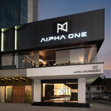 ALPHA ONE电竞酒店(情侣路海滨泳场店)