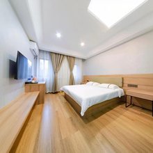 雲镘酒店(武汉黄金口地铁站店)