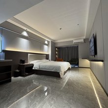 云端小筑民宿(华阴华山北站店)