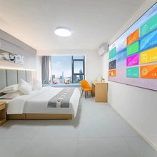 美都718观影民宿(黄渠头地铁站创意谷店)