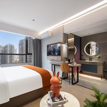 皮皮漾PIPI YANG HOTEL酒店(郴州儿童医院飞虹路店)