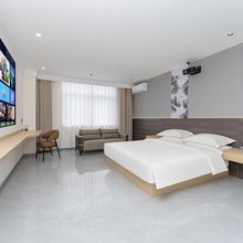 雅竹观影酒店