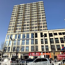 惊蛰LOFT电竞酒店(漯河会展中心辽河路丹尼斯店)