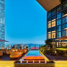 深圳湾希尔顿逸林酒店