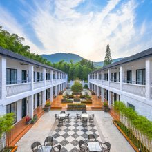 茅山森林世界度假村竹林山居
