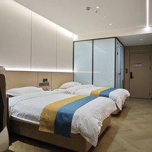 竞自由电竞酒店