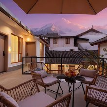 The Red Cherry 樱桃红了|轻奢度假旅宿(丽江古城北门店)