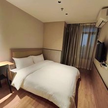 小至酒店(罗蒙环球乐园南部商务区店)