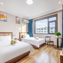 君怡精品民宿(婺源高铁站弦高西湖凼文旅街区店)