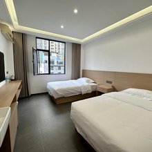 陶源酒店(建水紫陶街店)