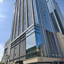 喆啡酒店(乌鲁木齐王家梁地铁站源凯大厦店)