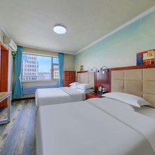 雨能酒店(工业大学毫沁营地铁站店)