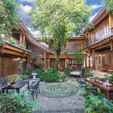 朗雲Cloud·古韵花境庭院(丽江古城店)