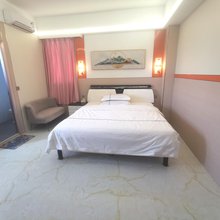 万合公寓(汕头高铁站店)