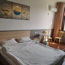 青岛华瑞居宾馆