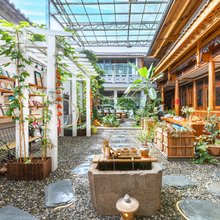 异乡人·Slowly中古轻奢庭院度假美宿(腾冲绮罗古镇景区店)