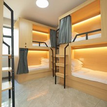 登巴客栈(西湖黄龙体育中心店)