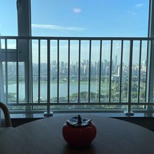 上月·湖景公寓(武汉国际博览中心钟家村地铁站店)