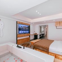 一宿酒店(乐山高铁站世豪广场店)
