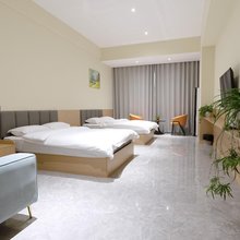 护永康酒店(遵义医科大学附属医院时代天街店)