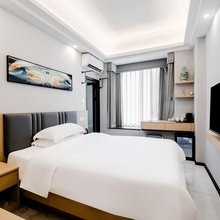 龙川逸宝公寓酒店