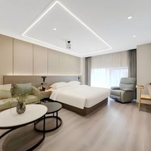 静轩雅居精选酒店(沈阳奥体万达营盘街地铁站店)