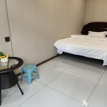 七彩日租公寓