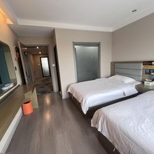 圣轩酒店(沧州吴桥杂技大世界店)