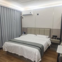 瑞客酒店(芙蓉区政府地铁站店)