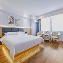 龙岩市咖啡公式酒店(龙岩万宝广场动车站店)