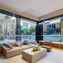 设计师酒店(宜昌解放路步行街二马路店)